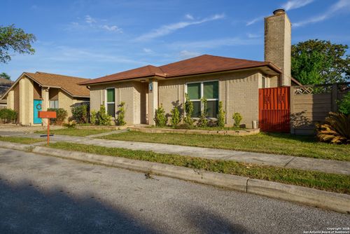 709 Meadow Arbor Ln, Universal City, TX, 78148-3731 | Card Image