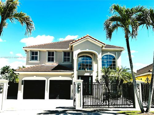 7831 Sw 164th Ave, Miami, FL, 33193-5744 | Card Image