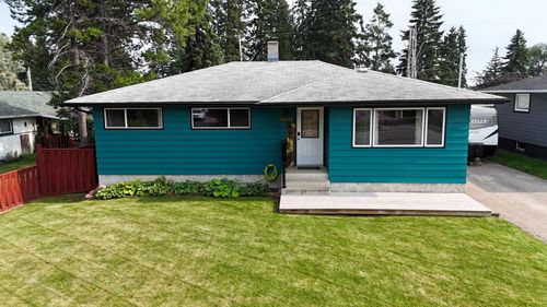 4209 6 Ave, Edson, AB, T7E1A5 | Card Image