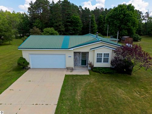 5019 Golden Rd Se, Kalkaska, MI, 49646-8838 | Card Image
