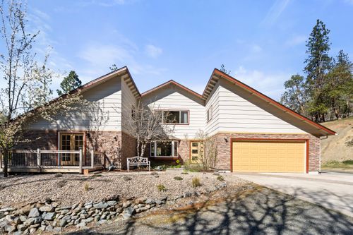 4490 Foots Creek Right Fork Road, Gold Hill, OR, 97525 | Card Image
