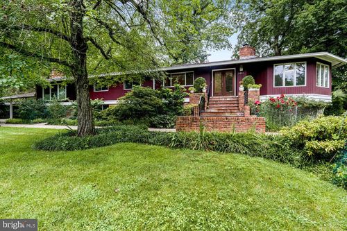 8901 Charred Oak Dr, BETHESDA, MD, 20817-1921 | Card Image