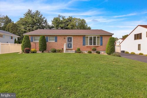 809 Whitner Rd, READING, PA, 19605-3216 | Card Image