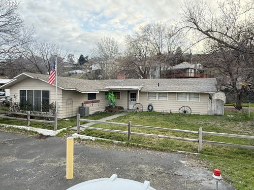 725 Cottonwood St, Arlington, OR, 97812 | Card Image