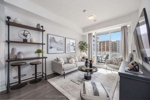 414-38 Forest Manor Road, North York, ON, M2J1M1 | Card Image
