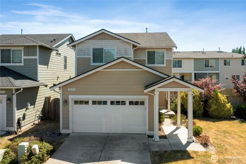 3389 52nd Ave E, Fife, WA, 98424-2143 | Card Image