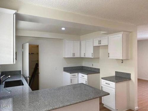 apt-8-524 E Palm Ave, Burbank, CA, 91501-2835 | Card Image