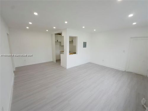 apt-2-1936 Normandy Dr, Miami Beach, FL, 33141-4432 | Card Image