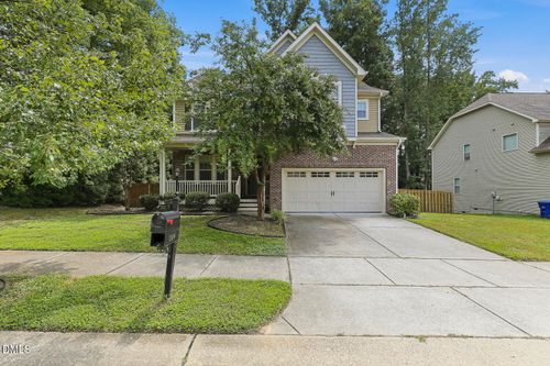 1104 Broadcreek Dr, Fuquay Varina, NC, 27526-5253 | Card Image