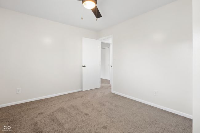 6026 Oakbrook Ln, Condo with 3 bedrooms, 2 bathrooms and null parking in Indianapolis IN | Image 16
