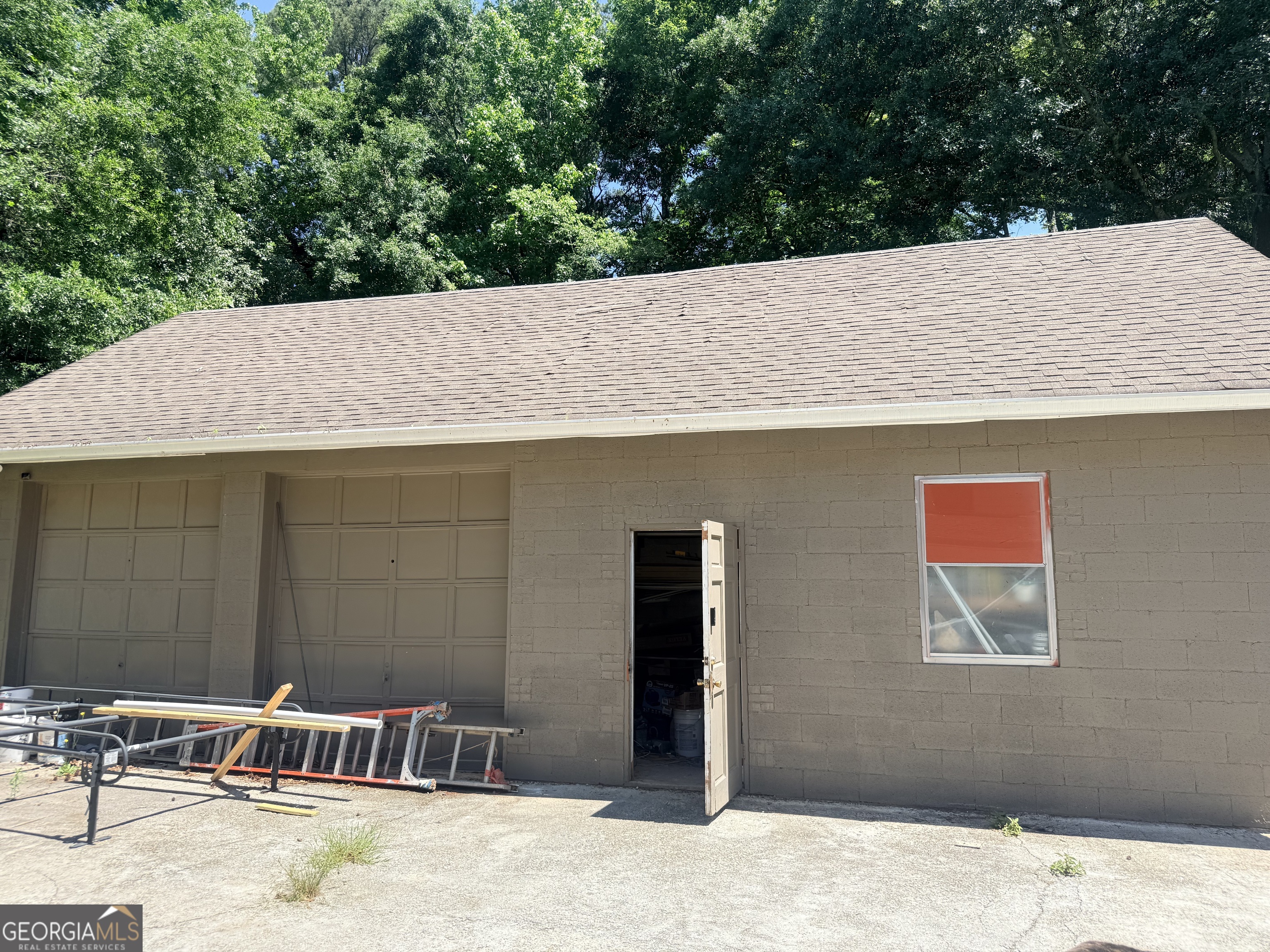 Commercial Sale in Lilburn 3