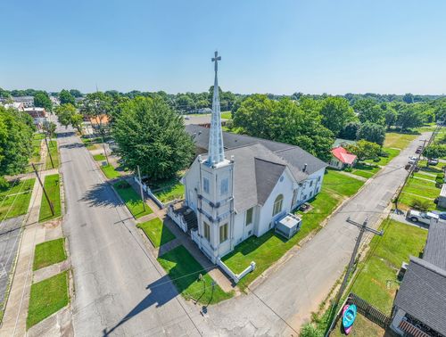 228 S Military Ave, Lawrenceburg, TN, 38464-3612 | Card Image