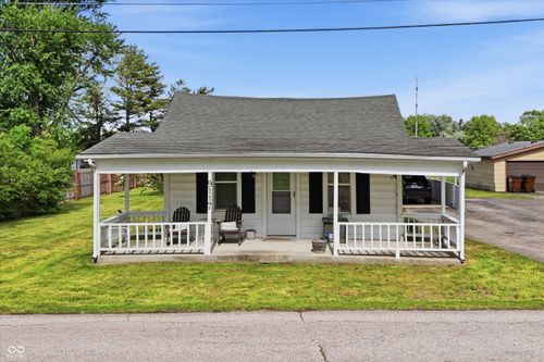 9117 Main St, Taylorsville, IN, 47280-7750 | Card Image