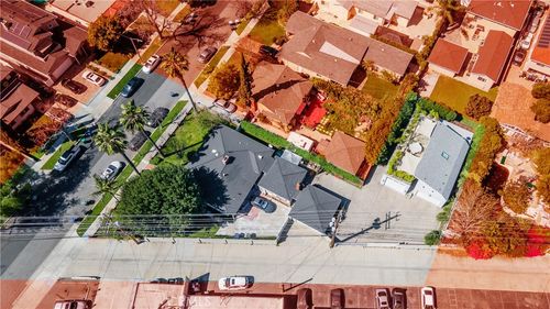 124 N Naomi St, Burbank, CA, 91505-3603 | Card Image