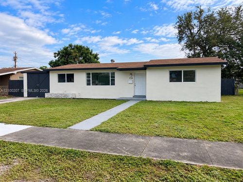770 Nw 179th St, Miami Gardens, FL, 33169-4721 | Card Image