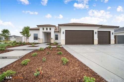 8707 Latera Ct, Bakersfield, CA, 93314-8593 | Card Image