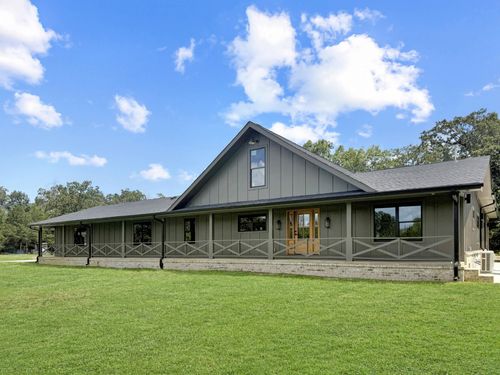 965 Lofton Ln, Chickamauga, GA, 30707-3528 | Card Image