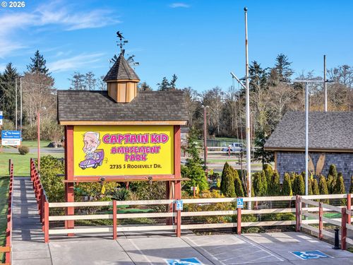 2735 S Roosevelt Dr, Seaside, OR, 97138-6375 | Card Image