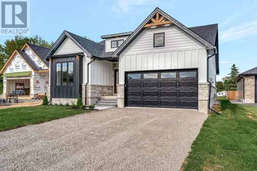 4 Deerview Drive, Quinte West (Murray Ward), ON, K8V5P4 | Card Image