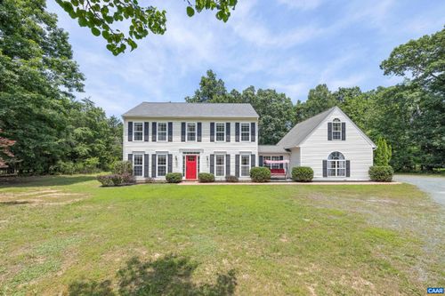 366 Saint Ivy Ave, Troy, VA, 22974-3229 | Card Image