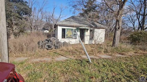 000-206 E 7th St, Admire, KS, 66830-9212 | Card Image