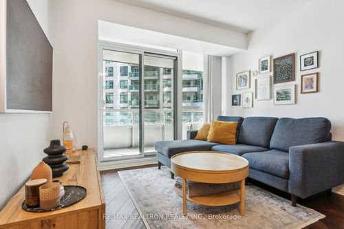 1215-19 Grand Trunk Cres, Toronto, ON, M5J3A3 | Card Image