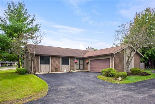 560 Lakeview Ct, Roselle, IL, 60172-1450 | Card Image