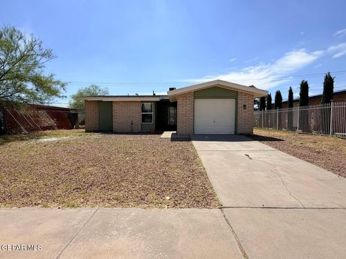 2121 Lake Omega St, El Paso, TX, 79936-3809 | Card Image