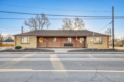 7250-7260 Magnolia St, Commerce City, CO, 80022-1717 | Card Image