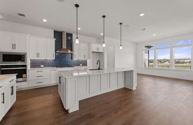 457 Tumbling Creek Run, House other with 3 bedrooms, 4 bathrooms and 3 parking in Kyle TX | Image 6