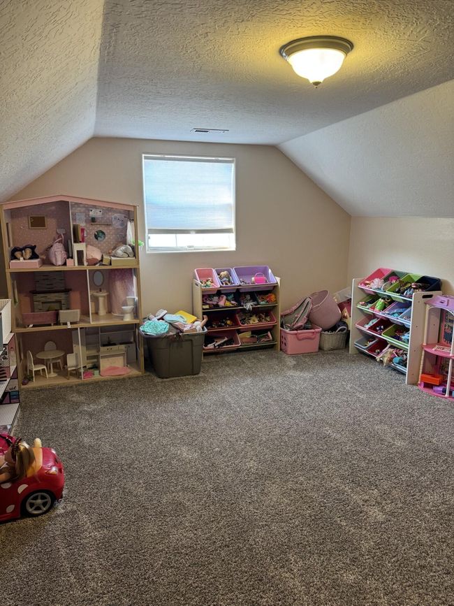 Upstairs Playroom/Flex Room | Image 34