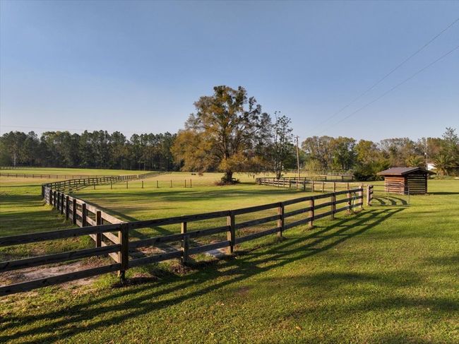 21955 Nw 154 Th Pl, House other with 3 bedrooms, 2 bathrooms and null parking in HIGH SPRINGS FL | Image 78
