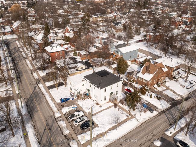 48 David St, Home with 10 bedrooms, 10 bathrooms and 11 parking in Brampton ON | Image 5