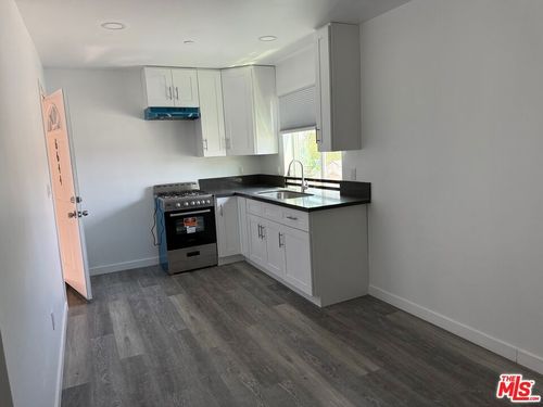 6644 Irvine Ave, North Hollywood, CA, 91606-1745 | Card Image