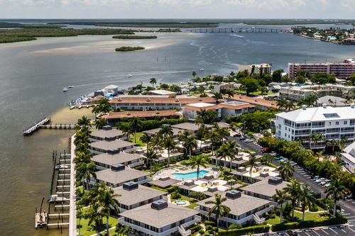 h1-1215 Edington Pl, MARCO ISLAND, FL, 34145-2015 | Card Image