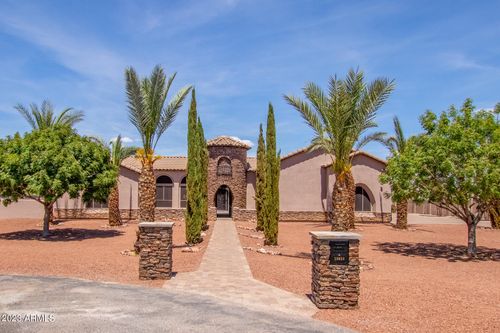 18654 W Solano Dr, Litchfield Park, AZ, 85340-5409 | Card Image