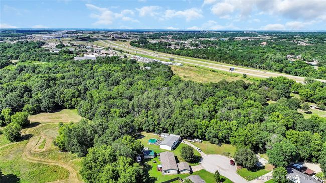 1101 Countrywood Dr, House other with 3 bedrooms, 2 bathrooms and null parking in Ardmore OK | Image 28