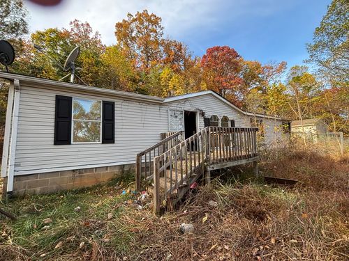 8444 Jeters Chapel Rd, Vinton, VA, 24179-5770 | Card Image