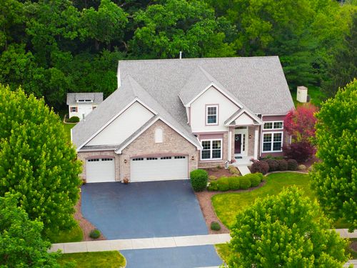 435 Oak Grove Cir, Wauconda, IL, 60084-3904 | Card Image