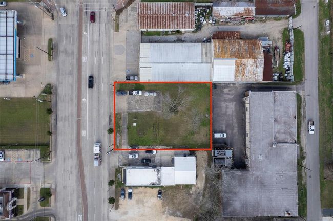 2107 N Main St, Home with 0 bedrooms, 0 bathrooms and null parking in Pearland TX | Image 8