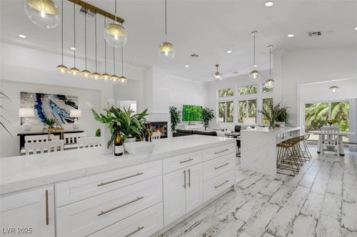 439 Indigo Springs St, Henderson, NV, 89014-3763 | Card Image