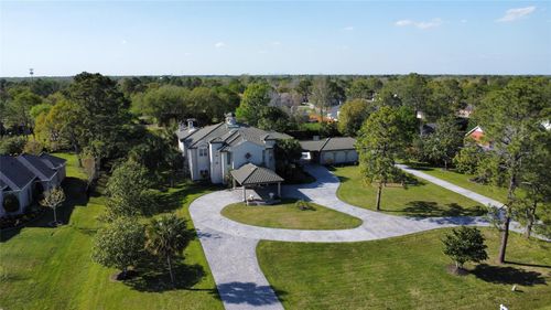 1204 Cowards Creek Dr, Friendswood, TX, 77546-4604 | Card Image