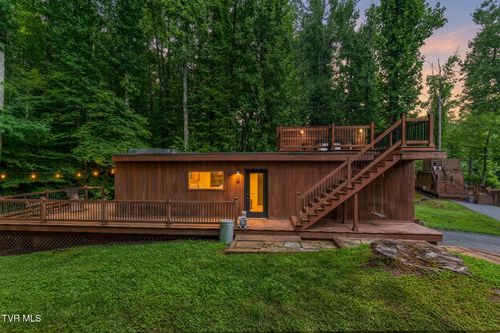 154 Highway 143, Roan Mountain, TN, 37687-3002 | Card Image