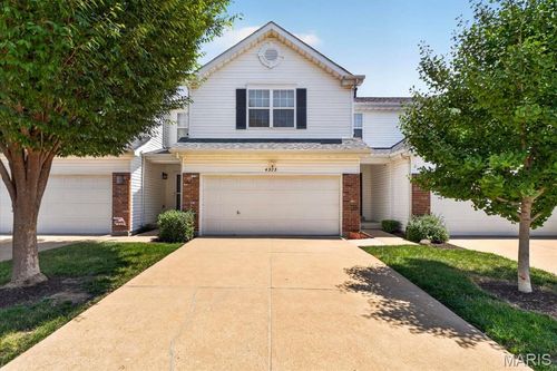 4373 Bristol View Ct, Saint Louis, MO, 63129-6724 | Card Image