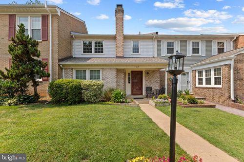 9619 Hillock Ct, BURKE, VA, 22015-3116 | Card Image