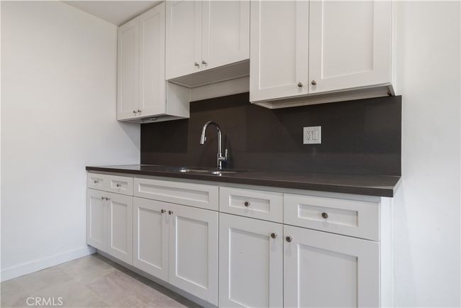 17956 Schoenborn St, Condo with 0 bedrooms, 0 bathrooms and 6 parking in Northridge CA | Image 9