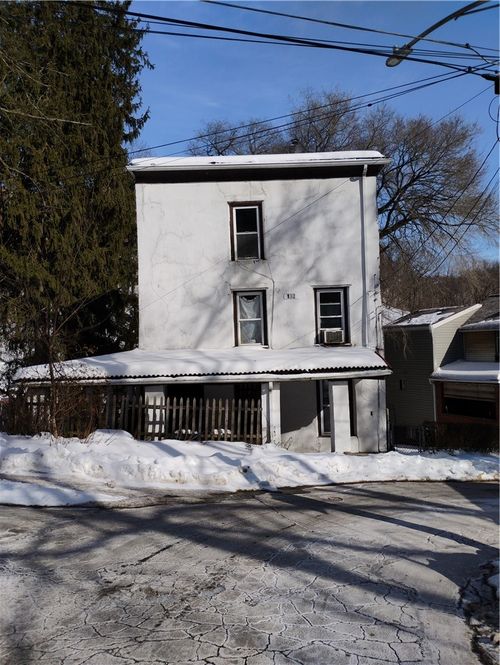 132 Leneake St, Turtle Creek, PA, 15145-1027 | Card Image