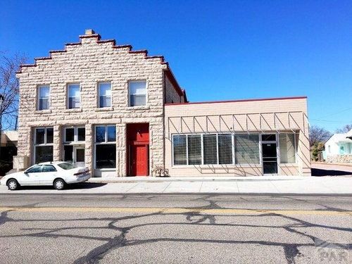 1945 Lake Ave, Pueblo, CO, 81004-3321 | Card Image