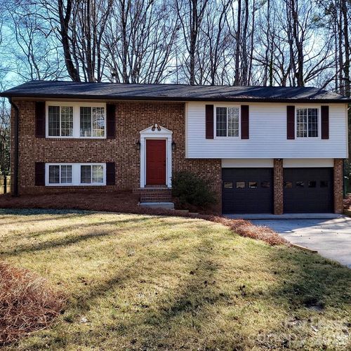 7211 Rollingridge Dr, Charlotte, NC, 28211-5461 | Card Image