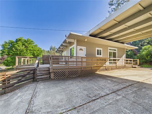 4561 Lagoon Dr, Kelseyville, CA, 95451-9754 | Card Image